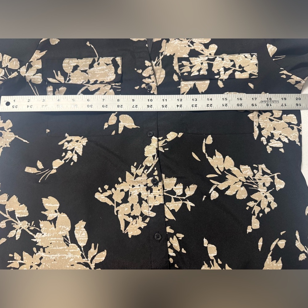 Calvin Klein Black Floral Roll Up Sleeve Top with pockets Size Large - Picture 4 of 7